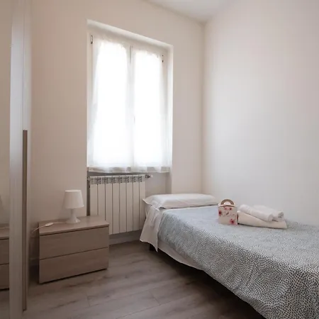 Apartamento Trilocale Ospedale Civile 6 Via Costalunga