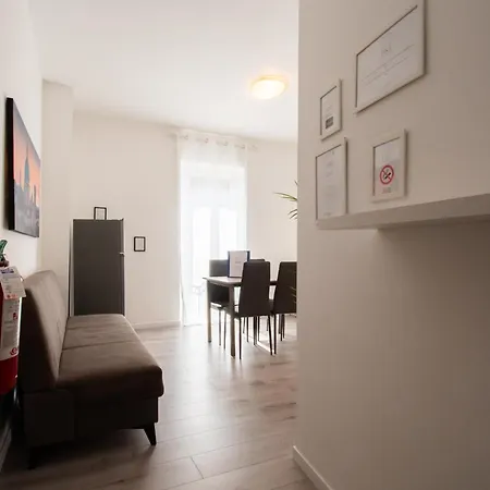 Appartamento Trilocale Ospedale Civile 6 Via Costalunga *