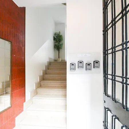 Apartamento Trilocale Ospedale Civile 6 Via Costalunga *