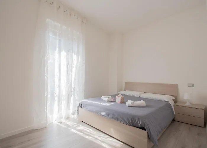 アパート Trilocale Ospedale Civile 6 Via Costalunga ブレシア