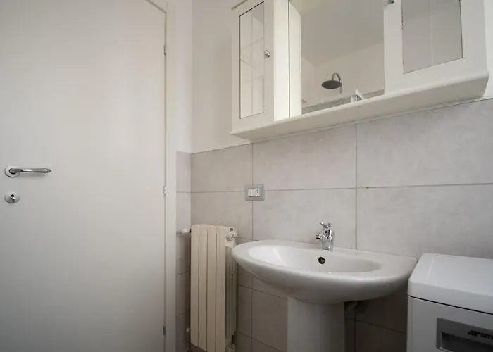 Apartamento Trilocale Ospedale Civile 6 Via Costalunga Brescia