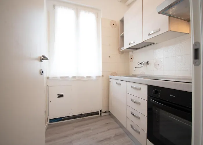 Trilocale Ospedale Civile 6 Via Costalunga Apartamento *